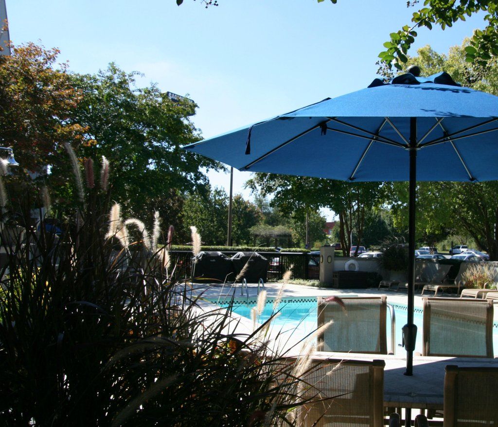 Hampton & Hotel 3*