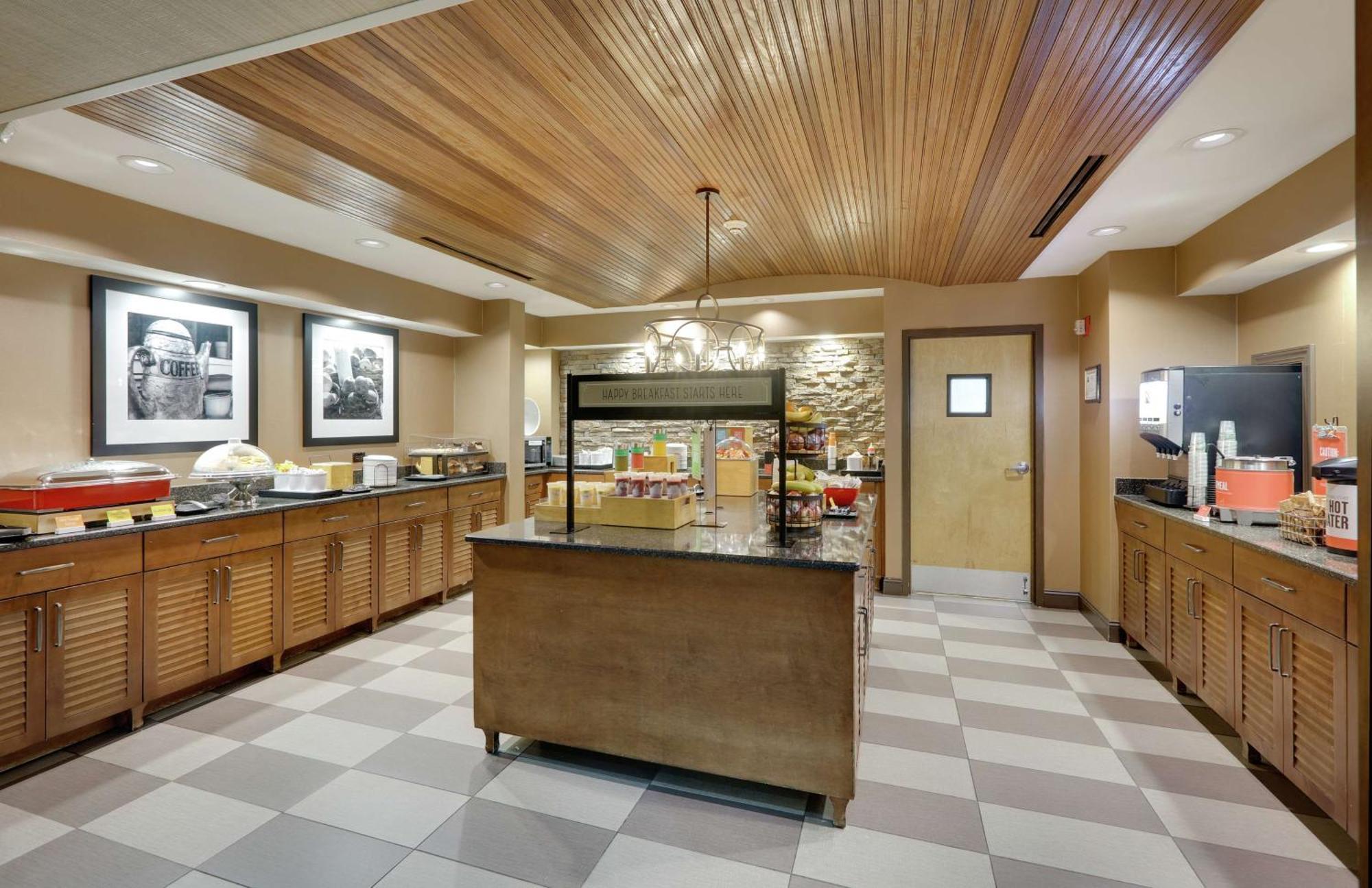 Hampton & Hotel Mooresville