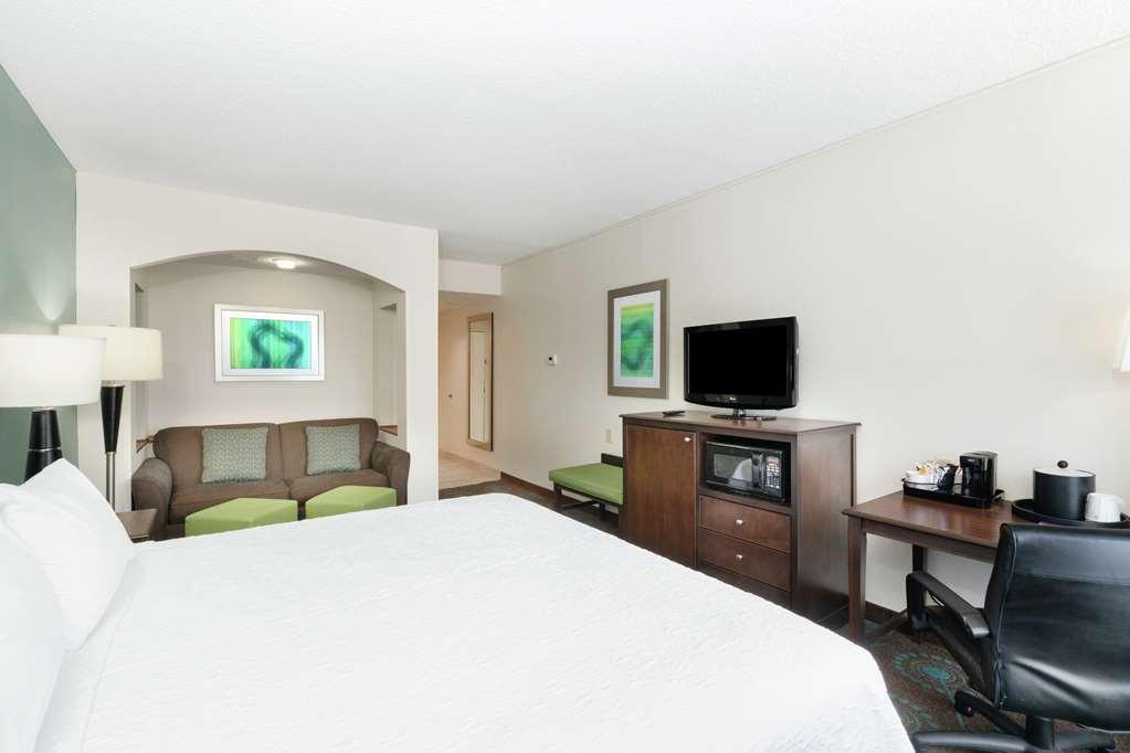 Hampton & Hotel 3*