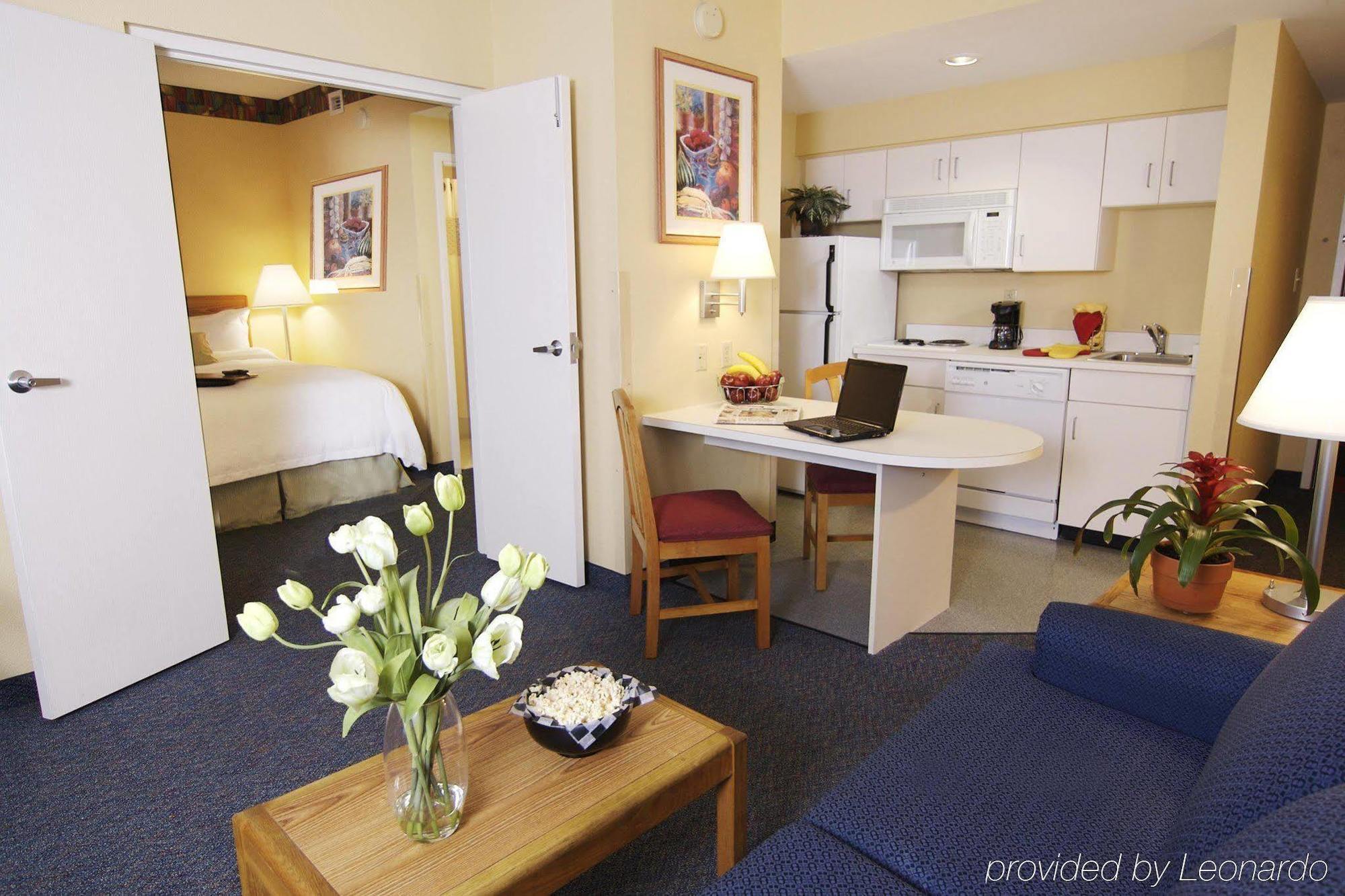 Hotel Hampton &