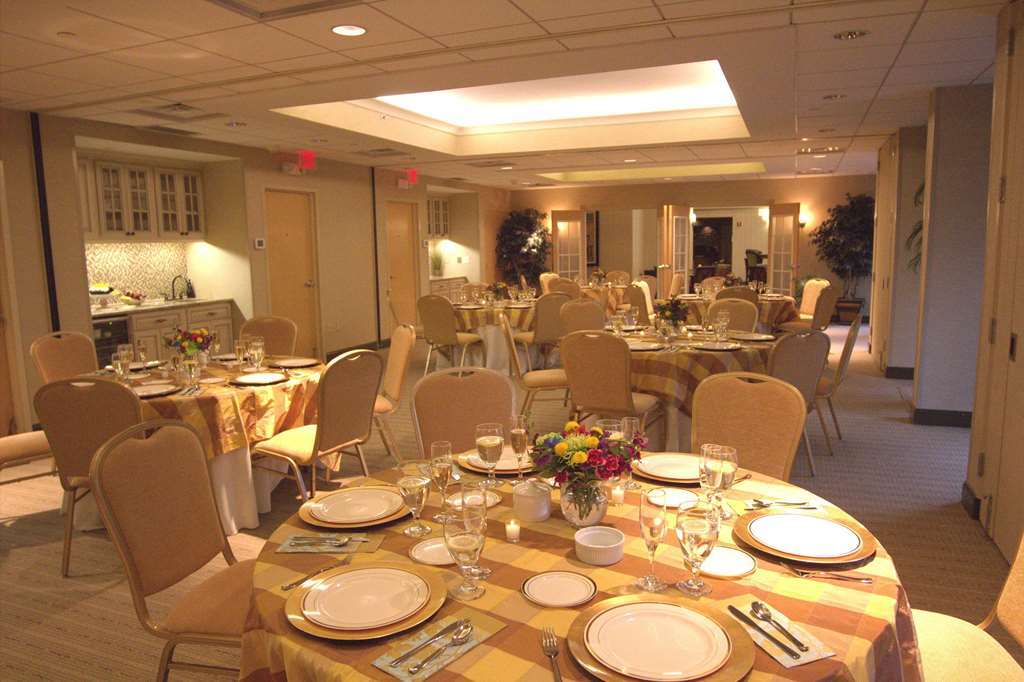Hotel Hampton & Mooresville